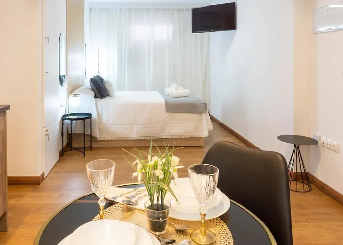 Pizarro Malaga Apartmán *